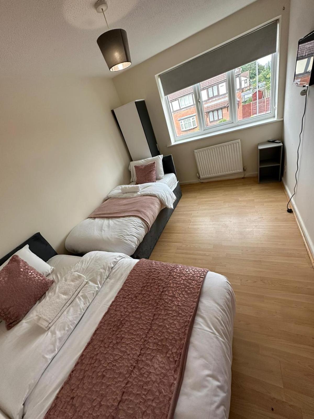 3 Bedroom Apartment Close To Manchester City Stadium And Coop Live 外观 照片